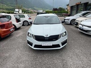 SKODA Octavia 2.0 TDI SCR 184 CV DSG Wagon 4x4 R