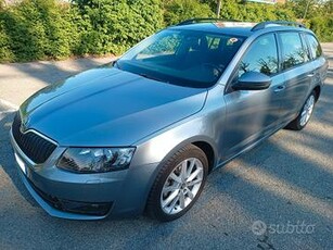 Skoda Octavia Wagon 1.6TDI UnicoProp.128000Km