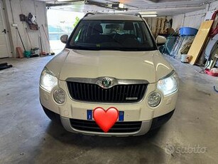 Skoda Yeti 1.6 tdi Active Greenline fariallo Xeno