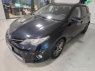 Toyota Auris 1.4 D-4D Lounge