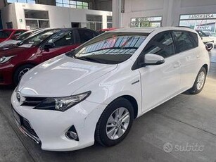 Toyota Auris 1.8 hybrid Active eco 5p