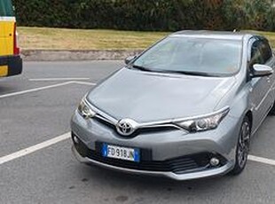 TOYOTA Auris - 2016