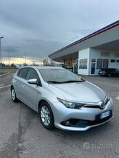 Toyota Auris 2016 Hybrid