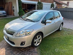 TOYOTA Auris Ibrida - 2010