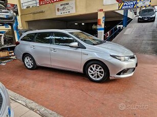 Toyota Auris Touring Sports 1.8 Hybrid Lounge