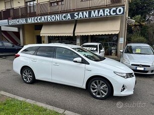 TOYOTA - Auris - TS 1.8 Hybrid Lounge TAGLIANDI