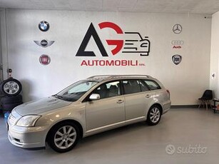 Toyota Avensis 1.8 CAMBIO AUTOMATICO GPL