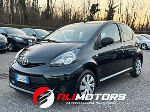 Toyota Aygo 1.0 12V VVT-i 5 porte Active Connect*N