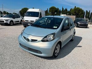 Toyota Aygo 1.0 12V VVT-i 5 porte TUA DA 75€ AL ME