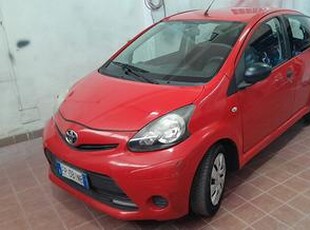 Toyota Aygo 1.0 Active - 2012