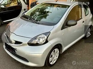 Toyota Aygo 1.0 benzina 3 porte