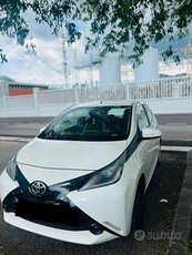 TOYOTA Aygo 2ª serie - 2016