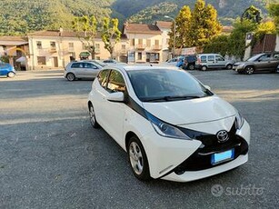 TOYOTA Aygo 2ª serie - 2016