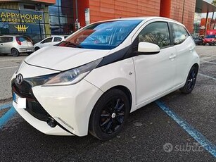 Toyota Aygo 5 porte X-Play