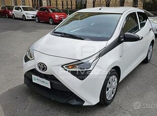 TOYOTA Aygo Connect 1.0 VVT-i 72 CV 5 porte x-clus