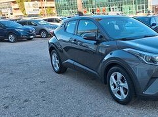 Toyota C-HR 1.8 Hybrid E-CVT Business