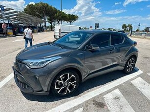 Toyota chr 1.8 Hybryd