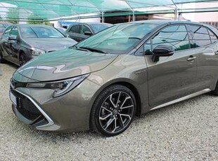 TOYOTA Corolla 2.0 Hybrid Lounge CVT