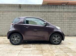 TOYOTA iQ 1.0 CVT - 2009 automatica