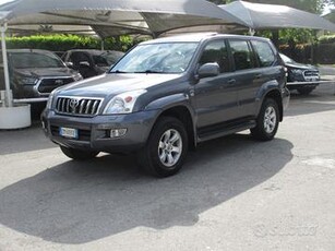 TOYOTA Land Cruiser 3.0 D-4D ASI !!! 8 POSTI !!!