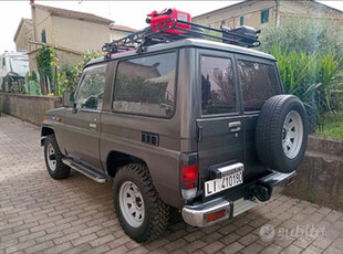 Toyota Land Cruiser lj 70