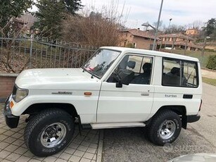 Toyota Land Cruiser LX70