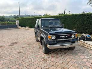 Toyota LJ 70 2.4 serie Vx 5 posti autovettura