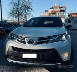 Toyota RAV 4 2.0 D-4D 2WD Style - 2014