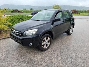 Toyota RAV 4 2.2 turbo diesel DEMOLITA PER ESPORTA