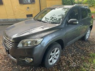 Toyota RAV 4 RAV4 Crossover 2.2 D-4D 150 CV DPF Ex