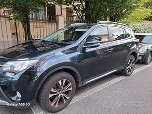 Toyota rav4 - 2015