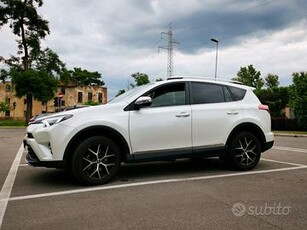 Toyota rav4 2016 2.0 d 2wd style