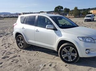 Toyota RAV4 Crossover 2.2 D-Cat A/T 150 CV