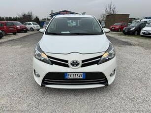 TOYOTA Verso 1.6 D-4D 7 posti Business Pack