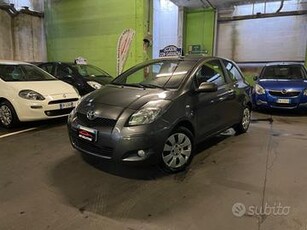 Toyota Yaris 1.0 3p Neopatentati