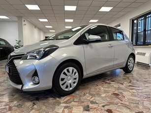 Toyota Yaris 1.0 5 porte Lounge NEOPATENTATI