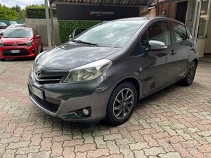 Toyota Yaris 1.0 5 porte Lounge* NEOPATENTATI *