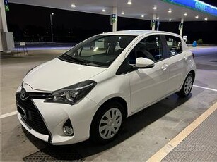 Toyota Yaris 1.0 benzina 12 V 3 cilindri