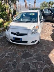 Toyota YARIS 1000 (3cil.) usata ma perfetta