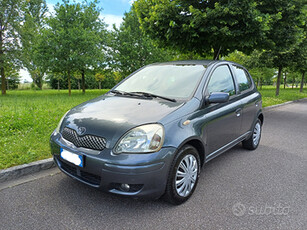 Toyota Yaris 1.0i Benzina Euro4 (Neopatentati)