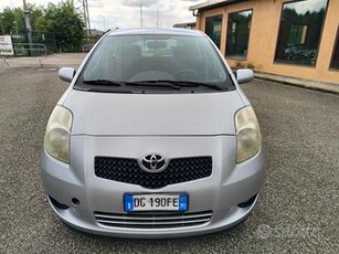 Toyota Yaris 1.3 5 porte