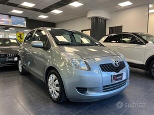 Toyota Yaris 1.3 5 porte AUTOMATICA