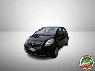 TOYOTA Yaris 1.3 5 porte Sol