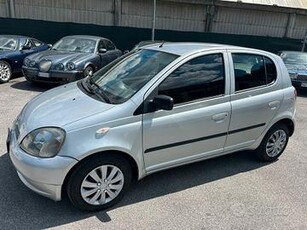 Toyota Yaris 1.3i 16V cat 5 porte Luna