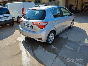 Toyota Yaris 1.5 Hybrid 5 porte Active Plus