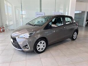 TOYOTA Yaris 1.5 Hybrid Active