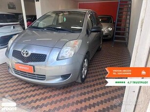 TOYOTA Yaris 2 serie 1.0 5 porte Sol