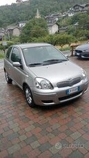 TOYOTA Yaris - 2004