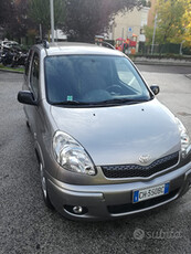 TOYOTA YARIS VERSO 1.3 I 16V sol.( 2003)