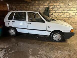 Usato 1992 Fiat Uno Benzin (1.800 €)